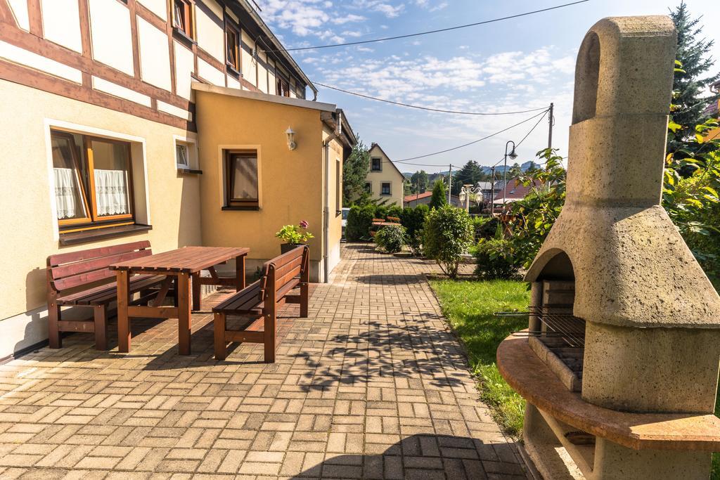 Ferienhaus Rosalie Altendorf  Экстерьер фото