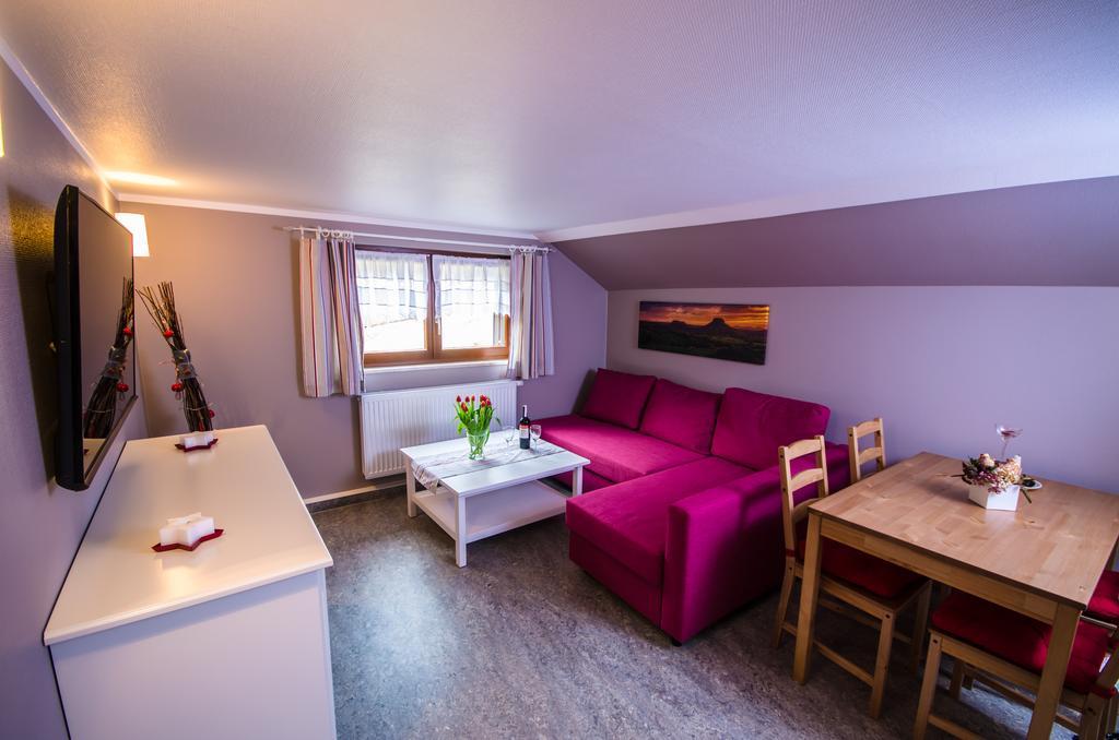 Ferienhaus Rosalie Altendorf  Экстерьер фото
